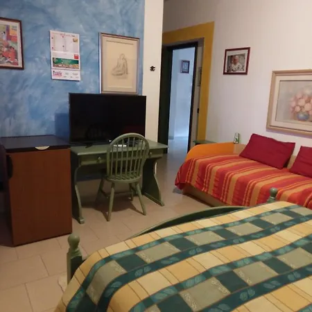 Da Donatella فندق مبيت وإفطار 3*